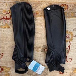 Ovation Ladies Top Grain Half Chaps